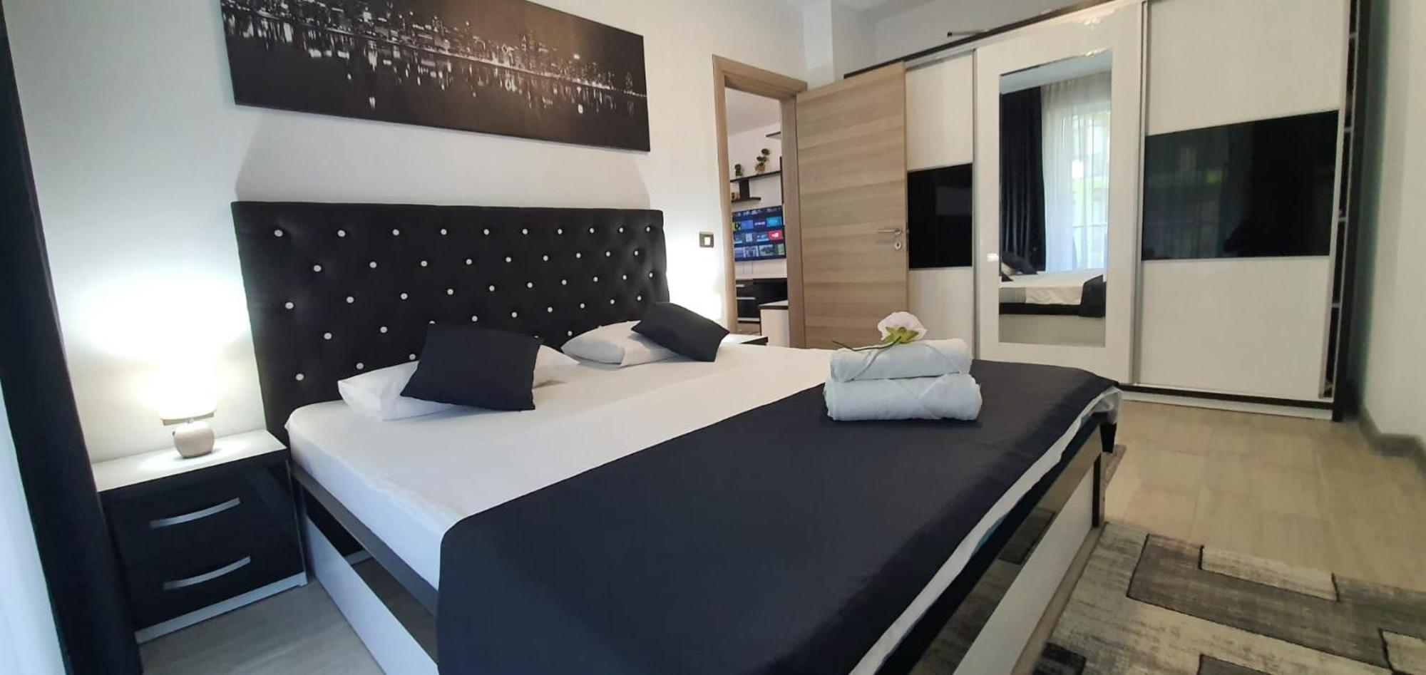 Alezzi Resort Luxury Apartament Prima Linie La Mare Нэводари Экстерьер фото