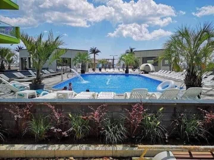 Alezzi Resort Luxury Apartament Prima Linie La Mare Нэводари Экстерьер фото